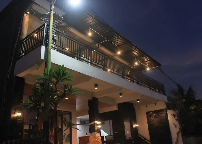 Kubu Nusa Nusa Lembongan